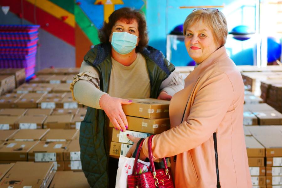 Ukraine: 50,000 computers provided to teachers by Google and UNESCO